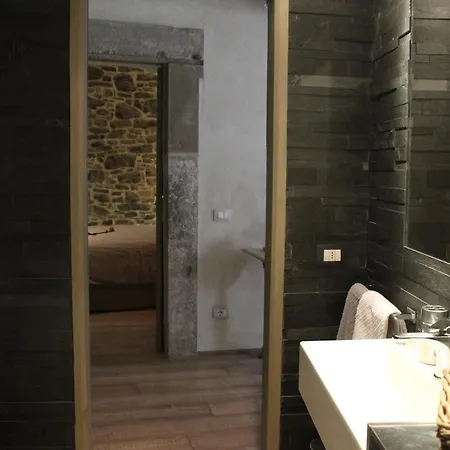 Io E Te Centro Storico - Seconda Doccia Su Romantica Corte Διαμέρισμα Κορτόνα