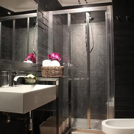 Io E Te Centro Storico - Seconda Doccia Su Romantica Corte * Κορτόνα