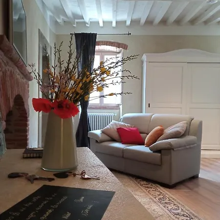 Io E Te Centro Storico - Seconda Doccia Su Romantica Corte Κορτόνα